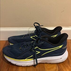 Diadora Navy and Yellow Athletic Sneakers